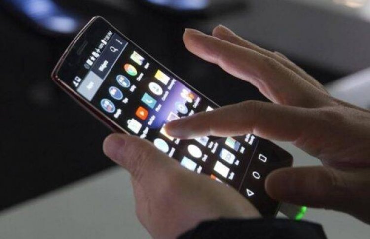 Grey market: Rules in the offing to check mobile theft